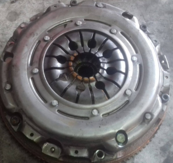 Volanta Placa Disc (Kit Ambreiaj) Ford Focus 2 1.8 TDCI din 2008