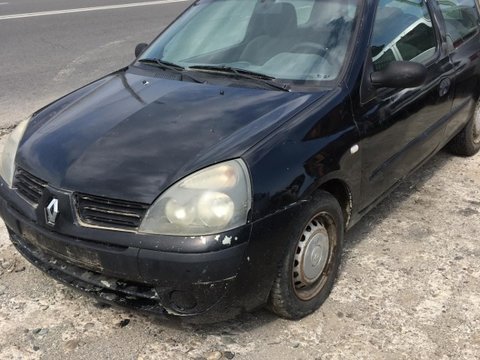 Volanta Renault Clio II 2003 Hatchback 1.5 dci