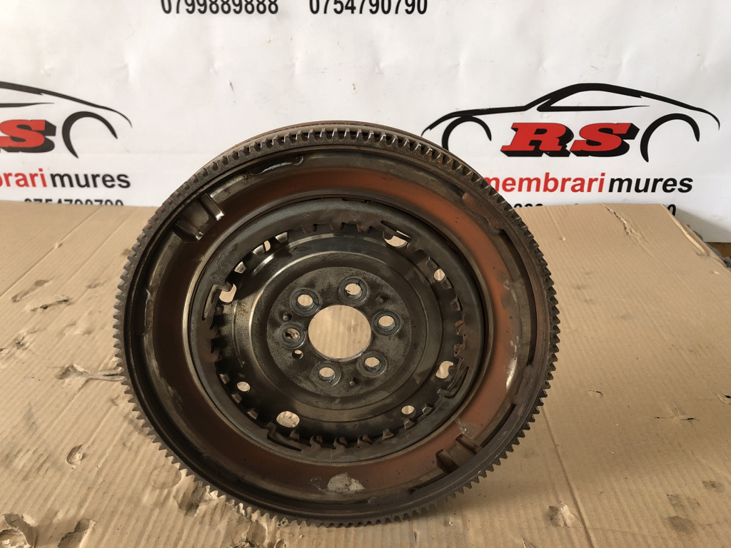 Volanta VW Golf 6 1.6 TDI HB sedan 2012 (03L105266CQ)