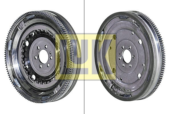 Volanta # Vw Jetta 2.0 vento iv [162] tdi motorina 110cp/81kw CLCA; CUUA 2010 2011 2012 2013 2014 2015 2016 2017 2018 2019 2020 2021 2022 2023 2024 2025 # 415 0545 09 # LUK
