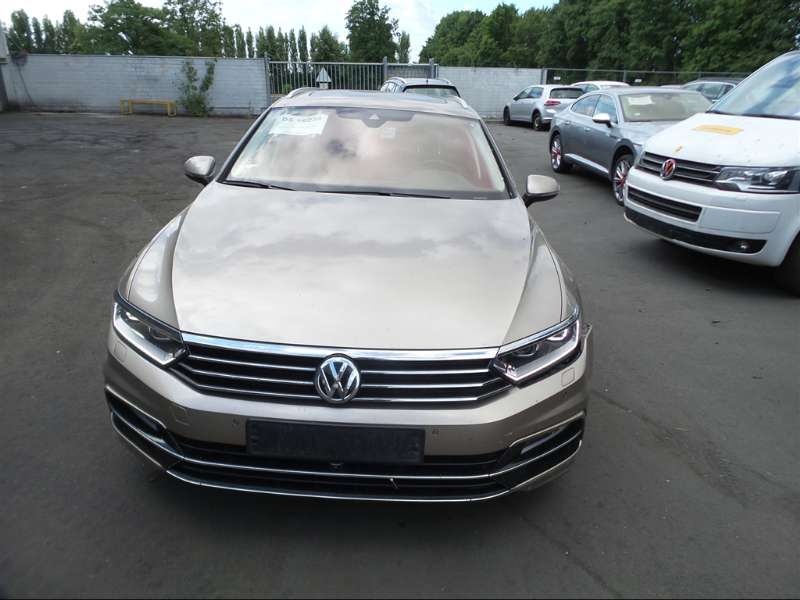 Volanta VW Passat B8 2015 variant / combi 1.4 tsi 