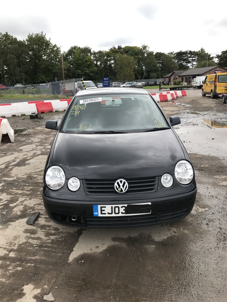 Volanta VW Polo 9N 2004 Hatchback 1.2 MPI