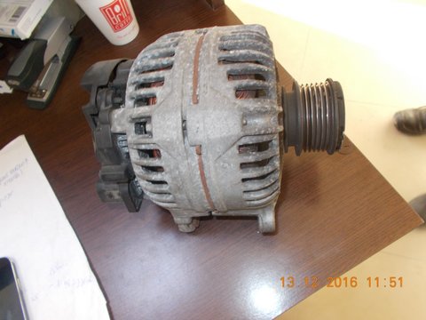 VOLKSWAGEN GOLF 1,9 TDI ALTERNATOR