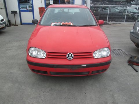 Volkswagen Golf IV 1.4 benzina 2000