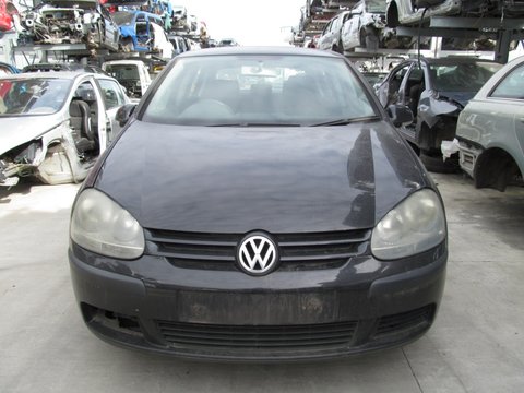 Volkswagen Golf IV din 2002