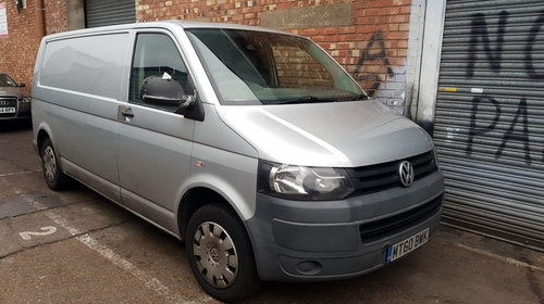 Volkswagen T5 2.0TDI 140cp 2010