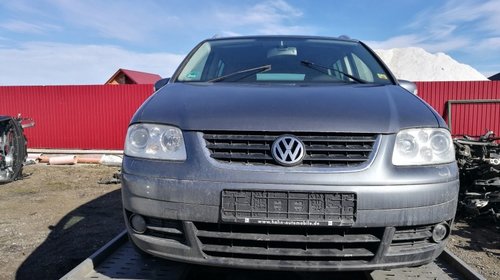 Volkswagen Touran (2007) 2.0 140 CP Moto