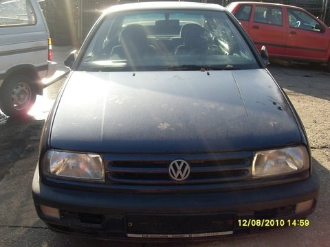 Volkswagen Vento din 1992-1998, 1.8 b