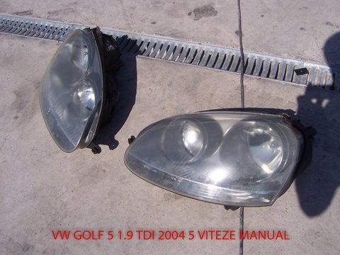 Vw Golf 5 mk5 far stanga