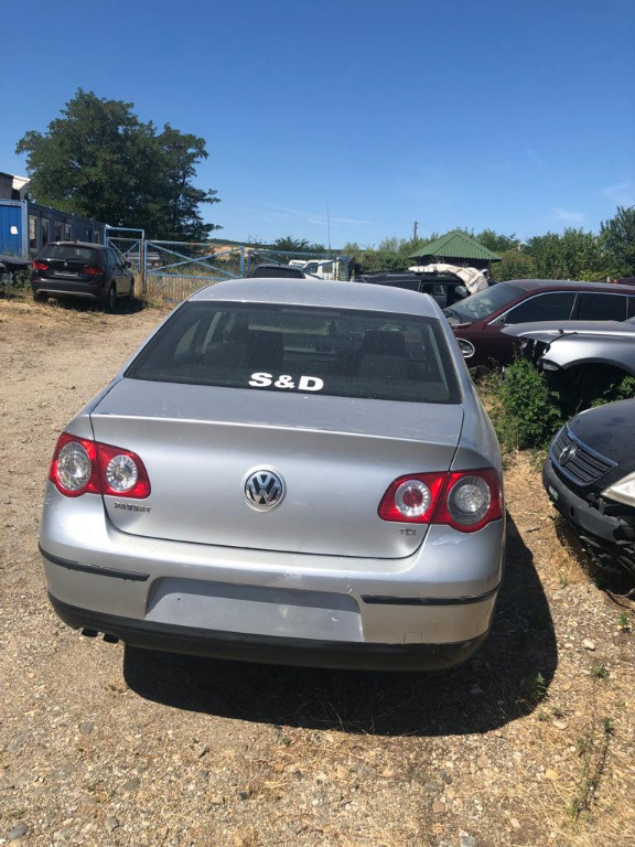 VW Passat b6 luneta haion